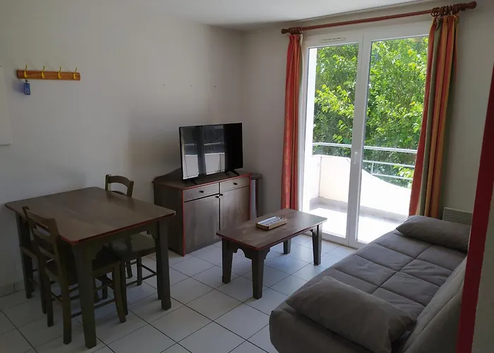 Goelia34 Saint-Geniez-dʼOlt